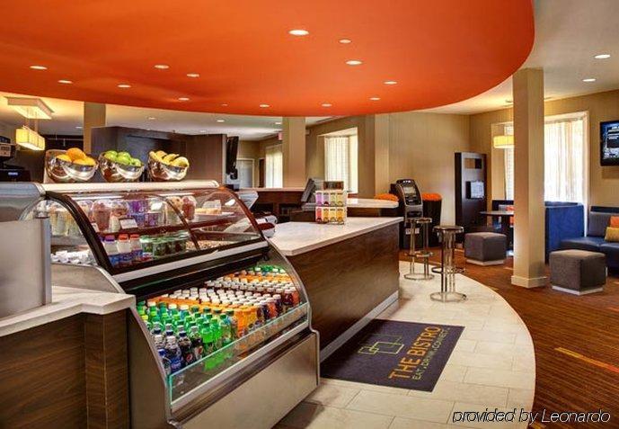 Courtyard Dallas Dfw Airport South/Ирвинг Ресторан фото