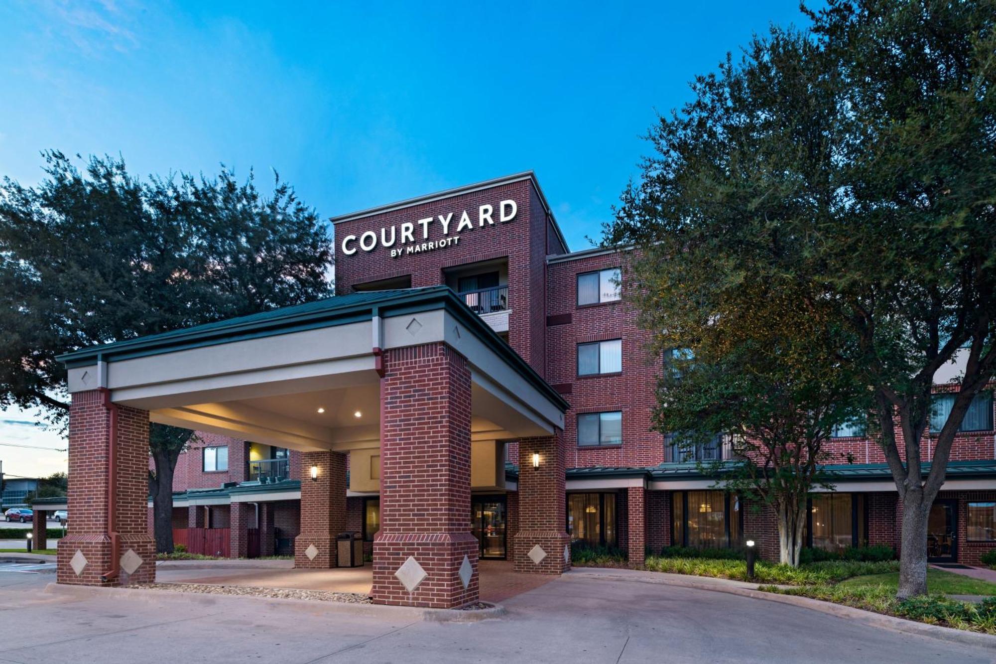 Courtyard Dallas Dfw Airport South/Ирвинг Экстерьер фото