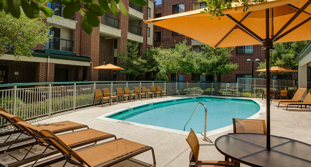 Courtyard Dallas Dfw Airport South/Ирвинг Экстерьер фото